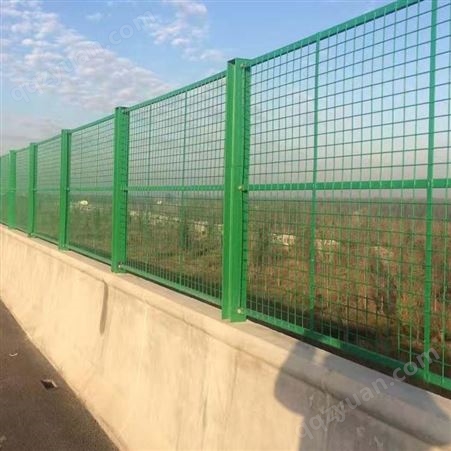 铁路高速公路桥梁防抛网本色生产河道防抛物菱形钢板网防护围栏网防落网