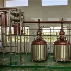 森科白兰地蒸馏设备1m3×3塔式蒸馏机组接触酒气为紫铜材质