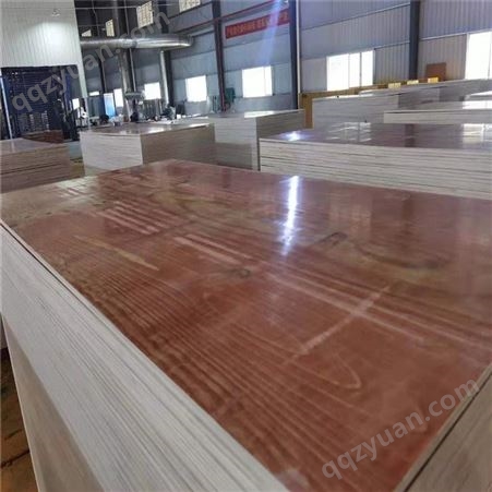 供应竹胶板建筑工地模板 工地酚醛胶亮面松木胶合板 建筑模板生产厂家