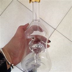 玻璃鸟造型工艺酒瓶  瓶中造型玻璃瓶   白兰地醒酒器  异形酒水包装