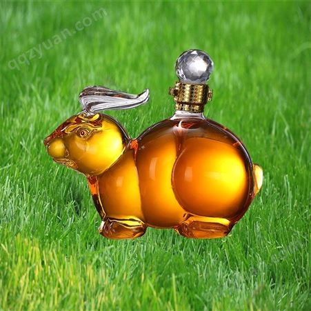 卯兔 玻璃酒瓶  手工白酒瓶  兔形醒酒器   异形兔子醒酒器   白兔泡参酒瓶