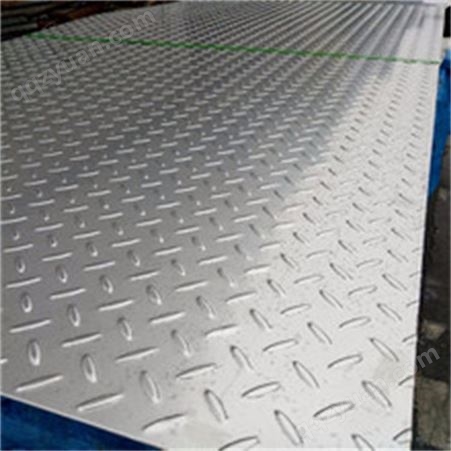 304不锈钢平板防滑板 中厚板供应 花纹板压花板加工定制