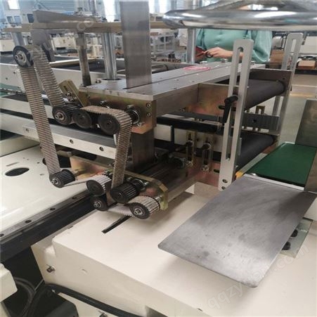 山东潍坊中顺生产销售    全自动带锯自动切纸机器     带锯自动切纸机