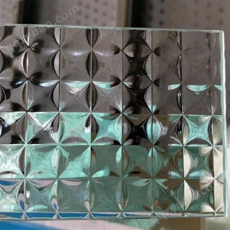 格纹玻璃 推拉门移门现代简约风格玻璃供应 可钢化夹丝来图定制 格美特